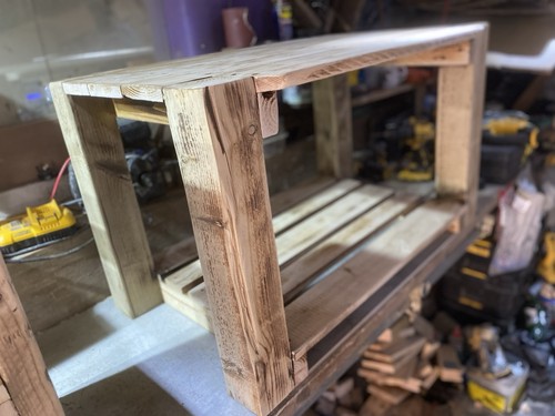 Solid wood coffee table hand - solid,